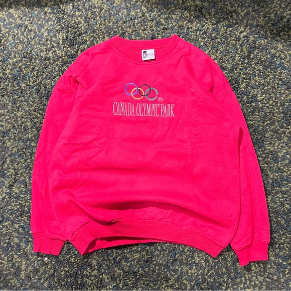 King Fashions Vintage Canada Olympic Park Red Sweatshirt (M) - Picture 1 of 7